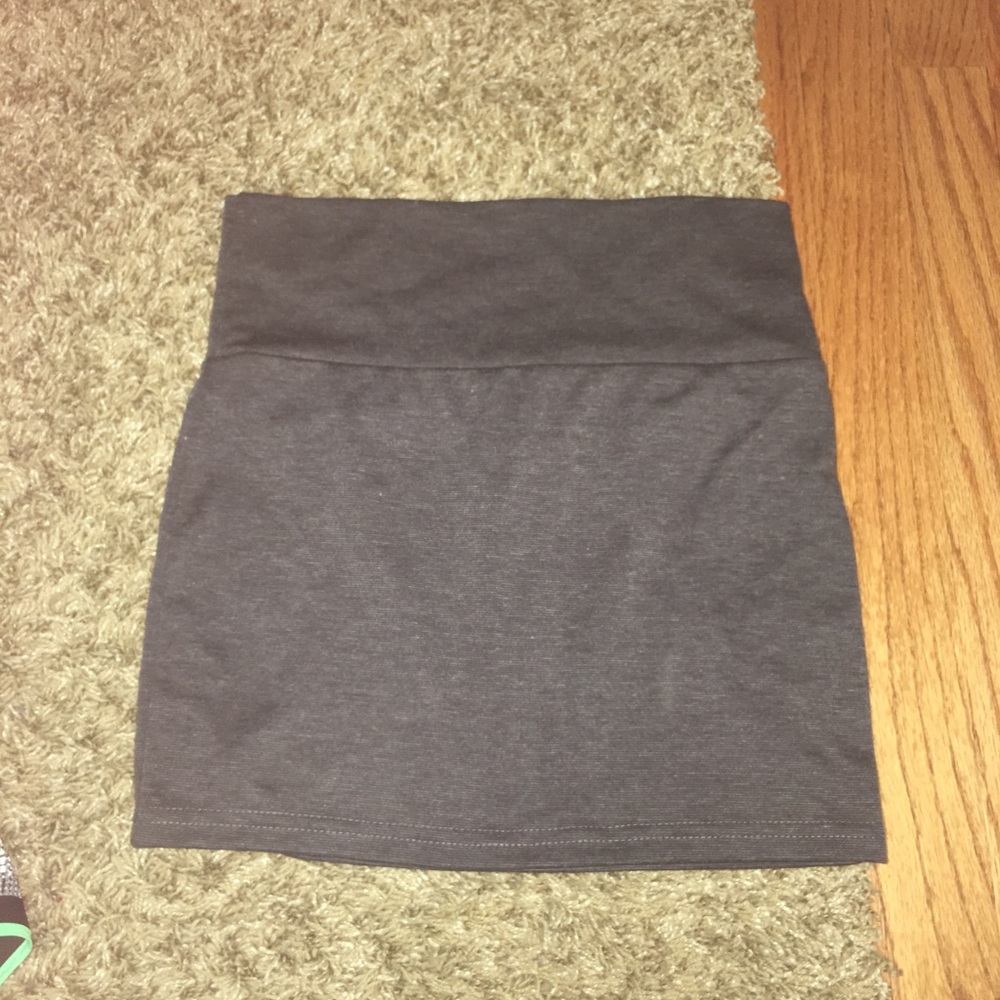 Rue 21 Mini shirt Grey